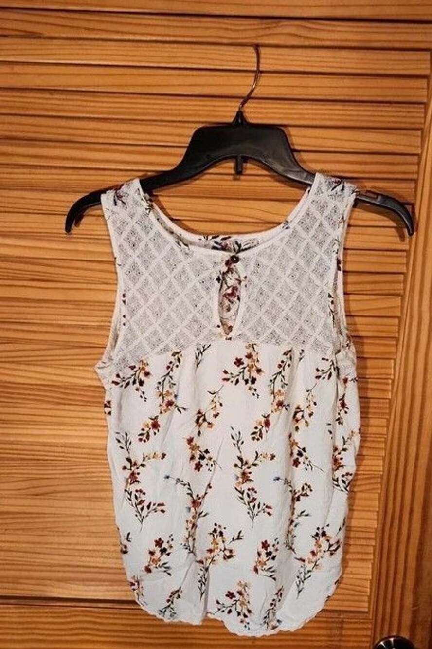 Mason & Belle Sunny Day Boho Floral & Lace Tank Top
